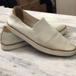 UGG light weight moc